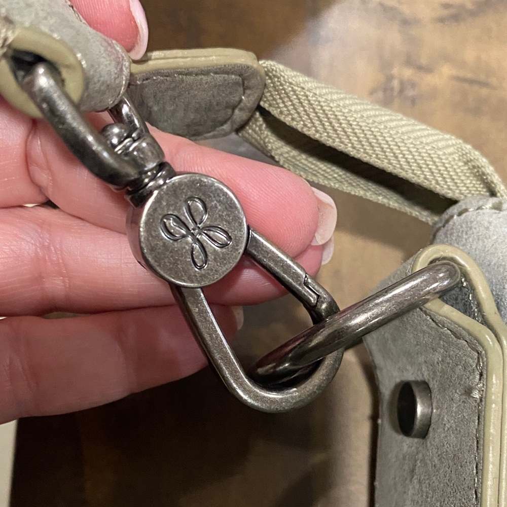 HOBO Large Shelia Silver Gray Women's Shoulder Bag - Picture 9 of 16